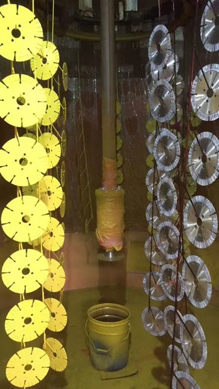 五金件自動靜電噴漆